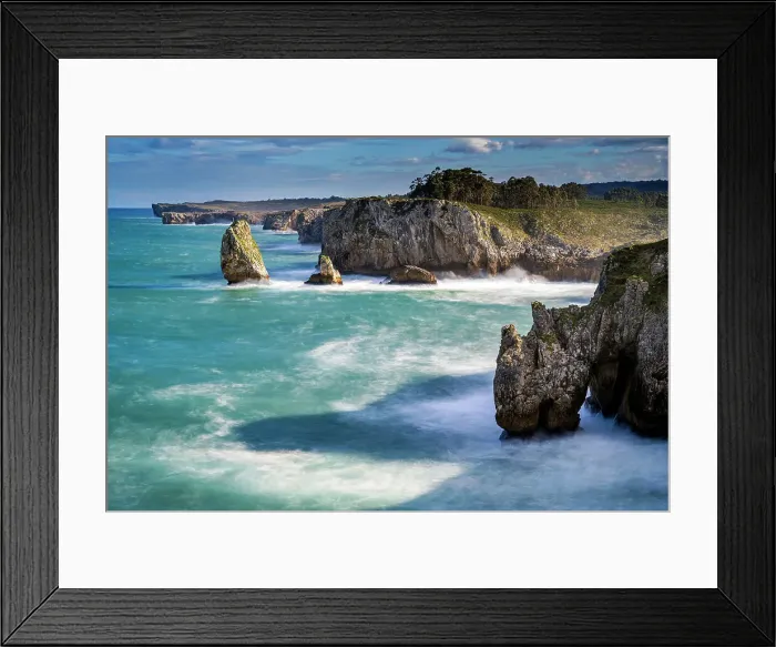 Framed Print : Coast scenery along the Hell Cliffs coastal path, Ribadesella, Asturias, Spain Framed Print : Coast scenery along the Hell Cliffs coastal path, Ribadesella, Asturias, Spain