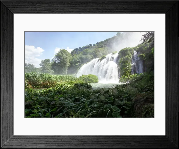 Framed Print : Marmore Falls (Cascate delle Marmore) in full operation, Terni, Umbria region, Italy Framed Print : Marmore Falls (Cascate delle Marmore) in full operation, Terni, Umbria region, Italy
