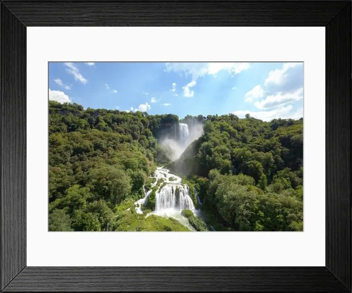 Framed Print : Marmore Falls (Cascate delle Marmore) in full operation, Terni, Umbria region, Italy Framed Print : Marmore Falls (Cascate delle Marmore) in full operation, Terni, Umbria region, Italy