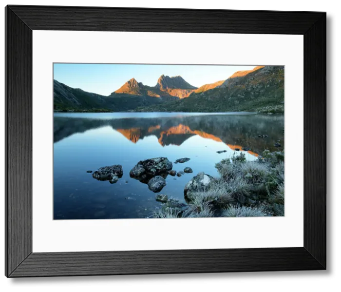 Framed Print : Australia, Tasmania, Cradle Mountain, Lake St Clair National Park, Dove lake Framed Print : Australia, Tasmania, Cradle Mountain, Lake St Clair National Park, Dove lake