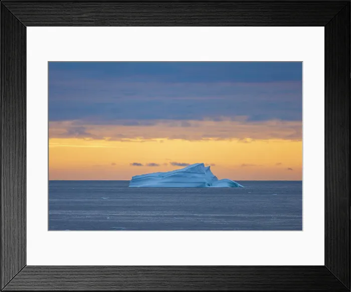 Framed Print : Icebergs in the High Arctic, Northern Greenland Framed Print : Icebergs in the High Arctic, Northern Greenland