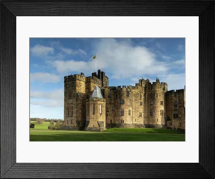 Framed Print : Alnwick Castle, Northumberland, England Framed Print : Alnwick Castle, Northumberland, England