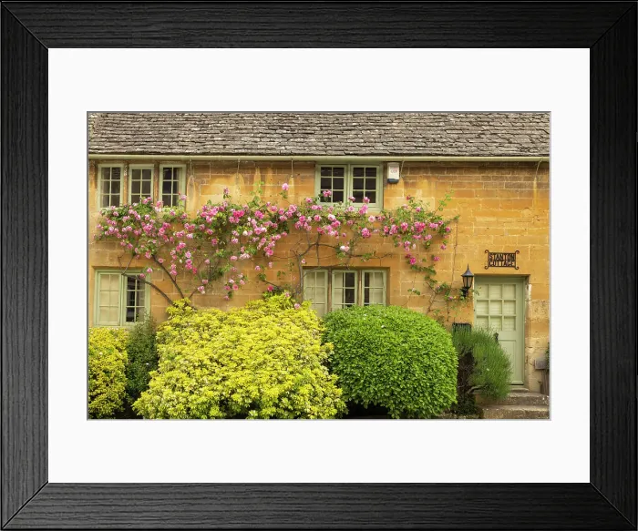Framed Print : Pretty cottage in the Cotswolds village of Stanton, Gloucestershire, England. Spring (May) 2024 Framed Print : Pretty cottage in the Cotswolds village of Stanton, Gloucestershire, England. Spring (May) 2024