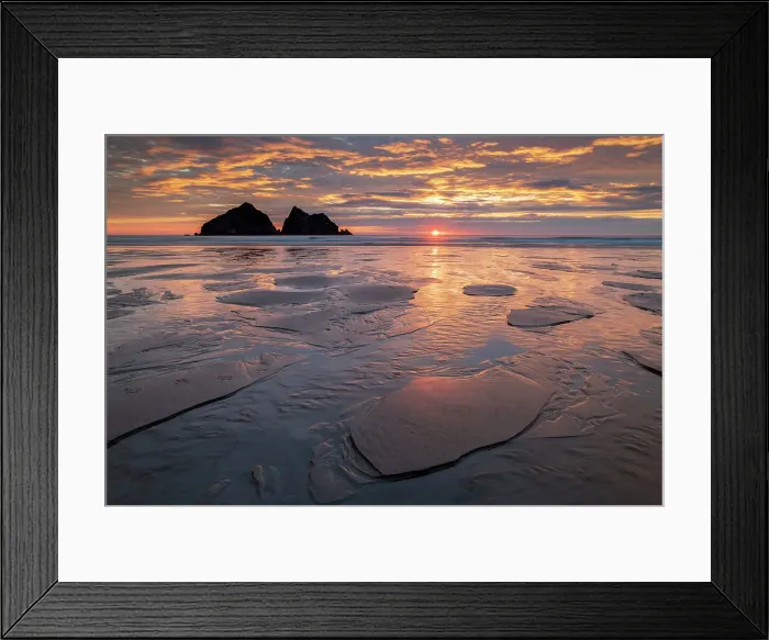 Framed Print : Sunset over Holywell Bay on the North Cornish coast, Cornwall, England. Summer (July) 2018 Framed Print : Sunset over Holywell Bay on the North Cornish coast, Cornwall, England. Summer (July) 2018