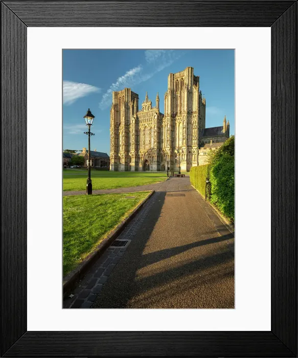 Framed Print : Wells Cathedral in evening sunlight, Wells, Somerset, England. Spring (May) 2019 Framed Print : Wells Cathedral in evening sunlight, Wells, Somerset, England. Spring (May) 2019
