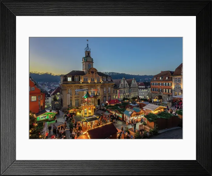 Framed Print : Christmas market at the market square of Schwabisch Hall, Hohenlohe, Baden-Wurttemberg, Germany Framed Print : Christmas market at the market square of Schwabisch Hall, Hohenlohe, Baden-Wurttemberg, Germany