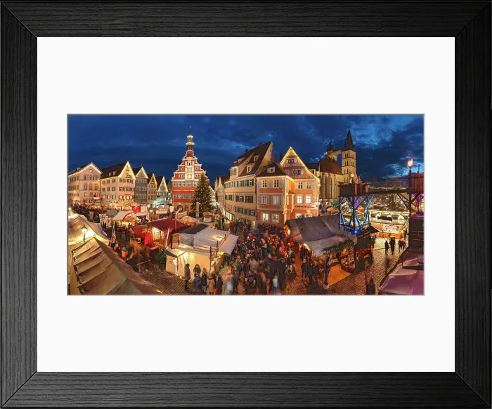 Framed Print : Christmas market and medieval market at the market square, Esslingen, Baden-Wurttemberg, Germany Framed Print : Christmas market and medieval market at the market square, Esslingen, Baden-Wurttemberg, Germany