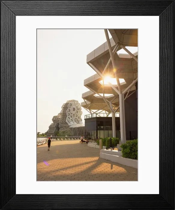 Framed Print : Kaohsiung Music Centre and Glory Pier, Kaohsiung, Taiwan Framed Print : Kaohsiung Music Centre and Glory Pier, Kaohsiung, Taiwan