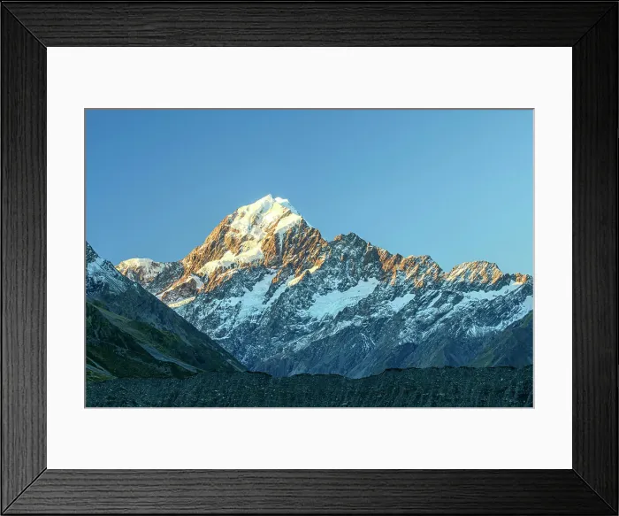 Framed Print : New Zealand, South Island, Southern Alps, Mount Cook National Park, Aoraki Framed Print : New Zealand, South Island, Southern Alps, Mount Cook National Park, Aoraki