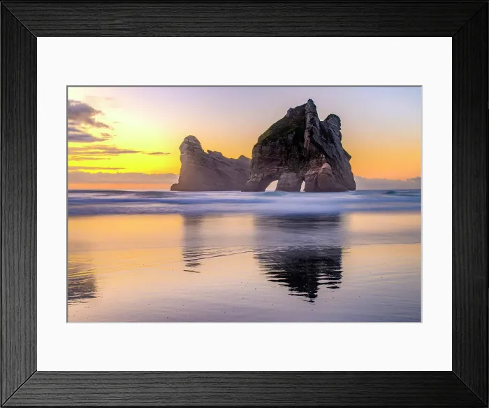 Framed Print : New Zealand, South Island, Farwell Spit, Wharariki Beach Framed Print : New Zealand, South Island, Farwell Spit, Wharariki Beach
