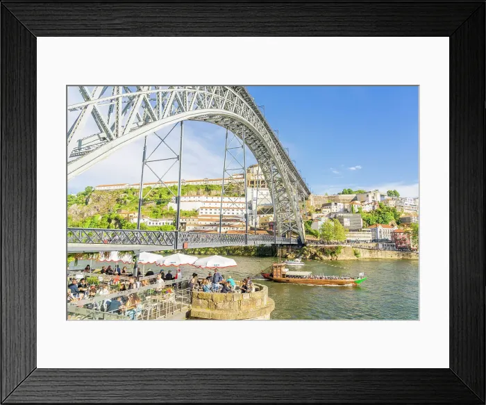 Framed Print : Luis 1 Bridge and the River Douro, Porto, Portugal, Europe Framed Print : Luis 1 Bridge and the River Douro, Porto, Portugal, Europe