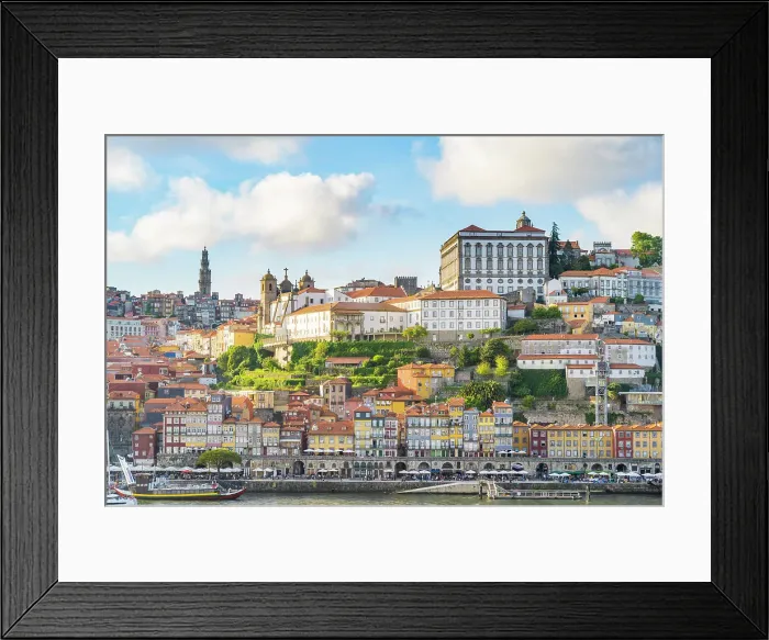 Framed Print : Looking towards the old neighbourhood of Ribeira, Porto, Portugal, Europe Framed Print : Looking towards the old neighbourhood of Ribeira, Porto, Portugal, Europe