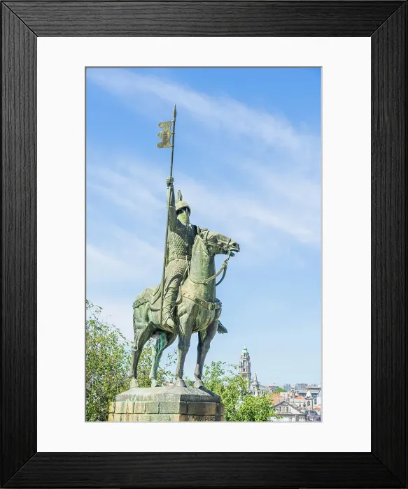 Framed Print : Statue of Vimara Peres, Porto, Portugal, Europe Framed Print : Statue of Vimara Peres, Porto, Portugal, Europe