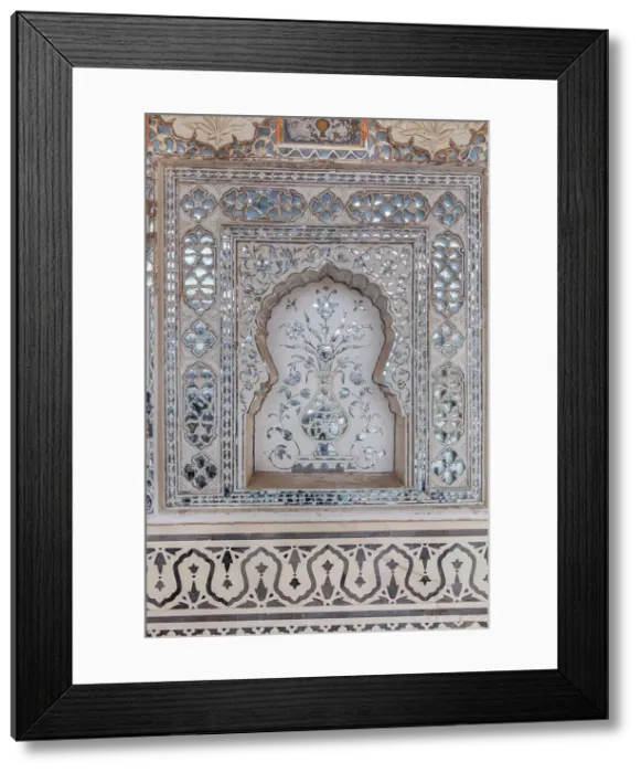 Framed Print : Sheesh Mahal interior, Amber Fort, Jaipur, Rajasthan, India Framed Print : Sheesh Mahal interior, Amber Fort, Jaipur, Rajasthan, India