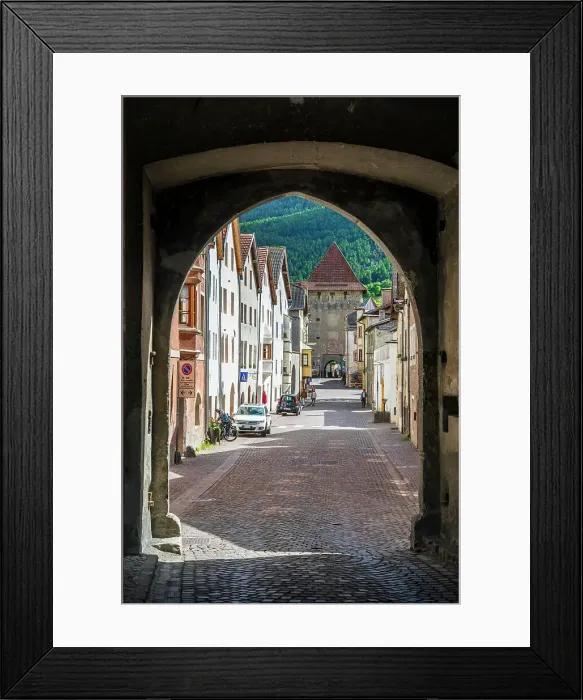 Framed Print : Glurns-Glorenza, Vinschgau-Val Venosta, Alto Adige-South Tyrol, Italy Framed Print : Glurns-Glorenza, Vinschgau-Val Venosta, Alto Adige-South Tyrol, Italy