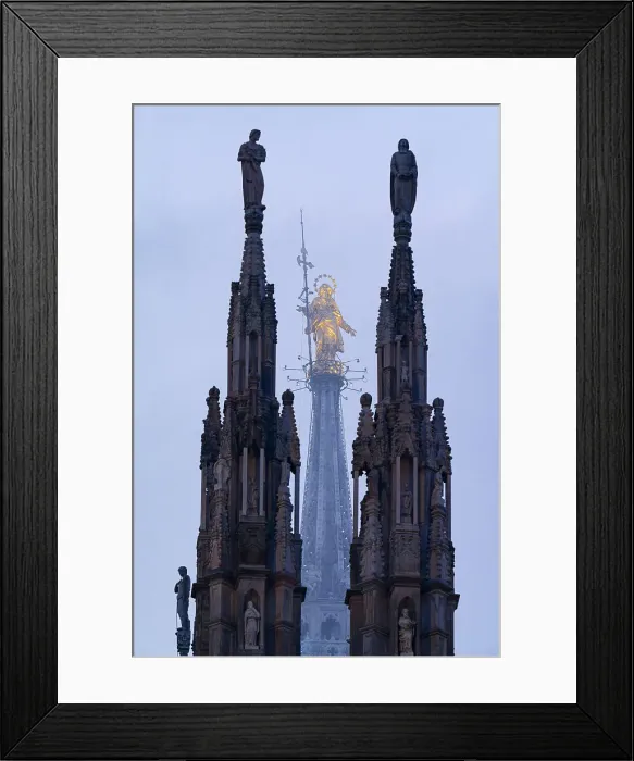Framed Print : Duomo (Cathedral), Milan, Lombardy, Italy Framed Print : Duomo (Cathedral), Milan, Lombardy, Italy