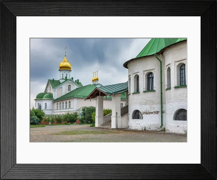 Framed Print : Staro-Golutvin monastery, Kolomna, Moscow region, Russia Framed Print : Staro-Golutvin monastery, Kolomna, Moscow region, Russia