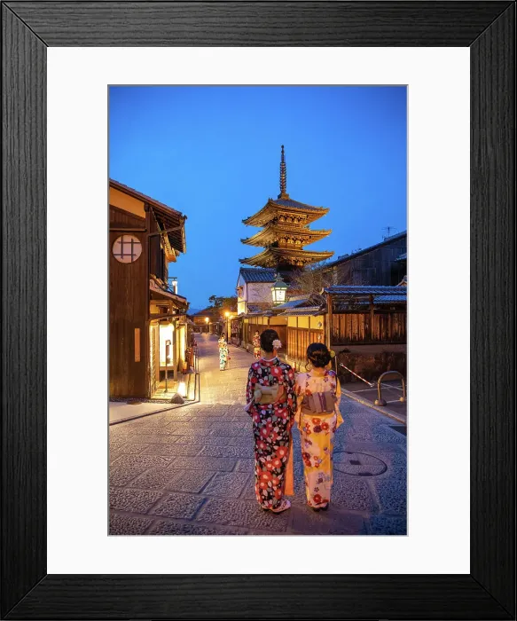 Framed Print : Sannen Zaka and Yasaka Pagoda, Kyoto, Japan