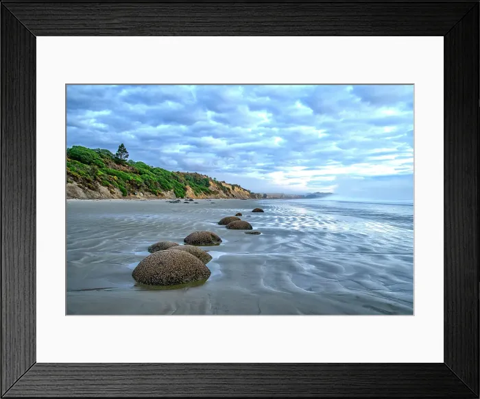 Framed Print : New Zealand, South Island, Otago, Moeraki Boulders Framed Print : New Zealand, South Island, Otago, Moeraki Boulders