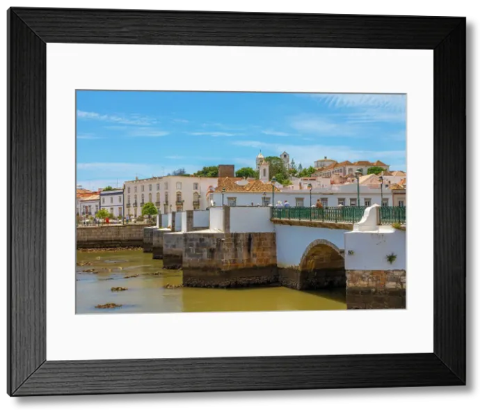 Framed Print : The Tavira Roman Bridge over the River Gilao, Tavira, Algarve, Portugal Framed Print : The Tavira Roman Bridge over the River Gilao, Tavira, Algarve, Portugal