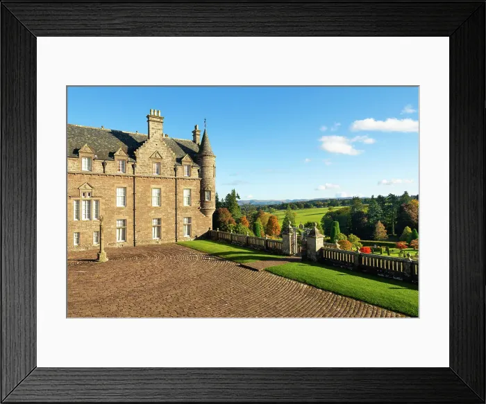 Framed Print : Drummond Castle and Gardens, Perthshire, Highlands, Scotland Framed Print : Drummond Castle and Gardens, Perthshire, Highlands, Scotland