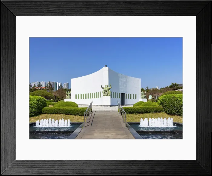 Framed Print : UN Memorial Cemetery, Busan, South Korea Framed Print : UN Memorial Cemetery, Busan, South Korea