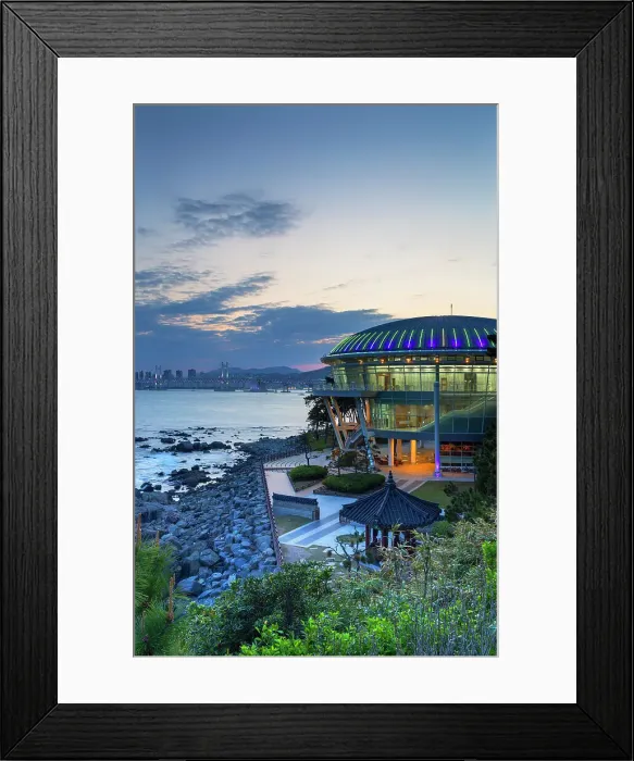 Framed Print : Nurimaru APEC House and Gwangan Bridge at dusk, Busan, South Korea Framed Print : Nurimaru APEC House and Gwangan Bridge at dusk, Busan, South Korea