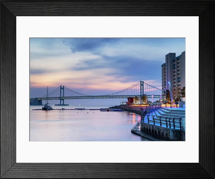 Framed Print : Gwangan Bridge and Namcheon Beach Park at dawn, Busan, South Korea Framed Print : Gwangan Bridge and Namcheon Beach Park at dawn, Busan, South Korea