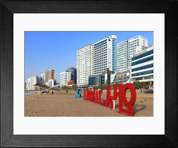 Framed Print : Gwangalli Beach, Busan, South Korea Framed Print : Gwangalli Beach, Busan, South Korea
