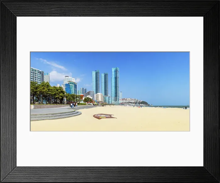 Framed Print : Haeundae beach, Busan, South Korea Framed Print : Haeundae beach, Busan, South Korea