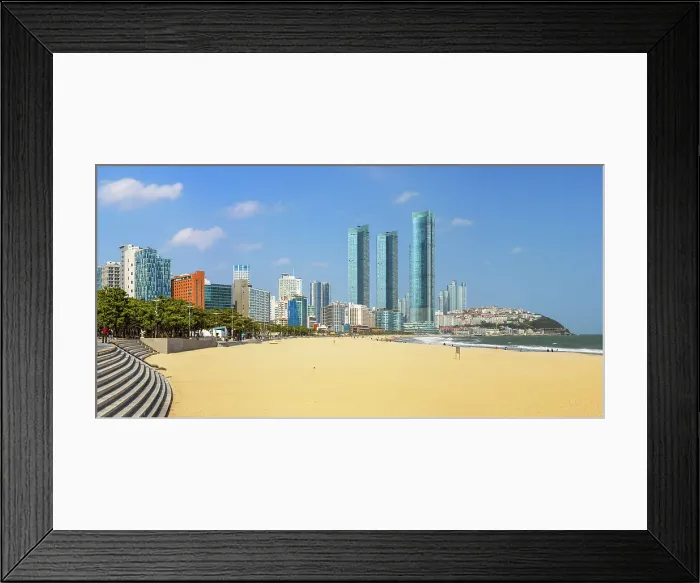 Framed Print : Haeundae beach, Busan, South Korea Framed Print : Haeundae beach, Busan, South Korea