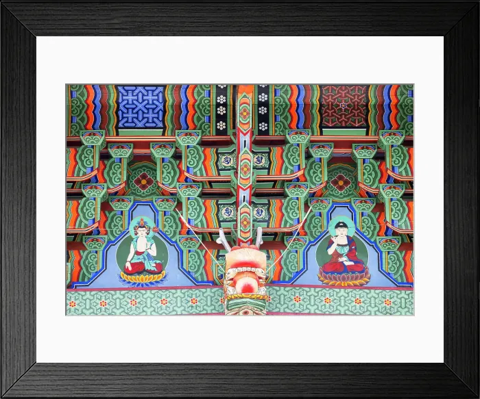 Framed Print : Detail of roof at Okryeonseonwon Temple, Busan, South Korea Framed Print : Detail of roof at Okryeonseonwon Temple, Busan, South Korea
