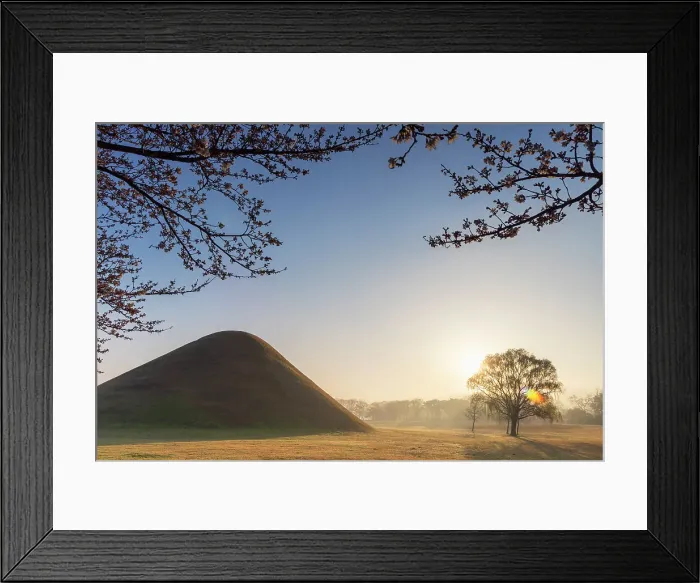 Framed Print : Royal tombs of Inwang-dong (UNESCO World Heritage Site) at sunrise, Gyeongju, South Korea Framed Print : Royal tombs of Inwang-dong (UNESCO World Heritage Site) at sunrise, Gyeongju, South Korea