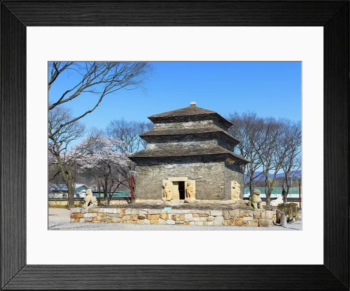Framed Print : Bunhwangsa (UNESCO World Heritage Site), Gyeongju, South Korea