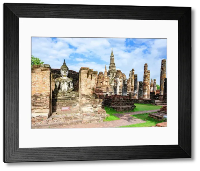 Framed Print : Wat Mahathat buddhist temple, Sukhothai Historical Park, Sukhothai, Thailand Framed Print : Wat Mahathat buddhist temple, Sukhothai Historical Park, Sukhothai, Thailand