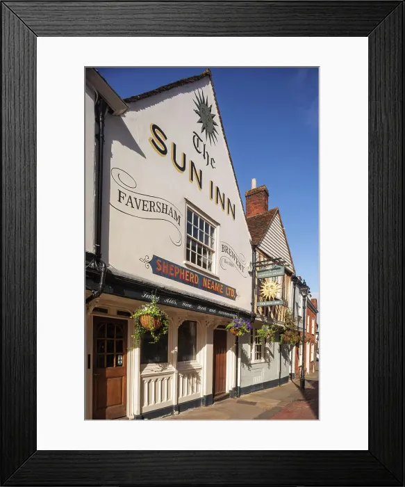Framed Print : England, Kent, Faversham, West Street, The Shepherd Neame Sun Inn Pub and Hotel Framed Print : England, Kent, Faversham, West Street, The Shepherd Neame Sun Inn Pub and Hotel