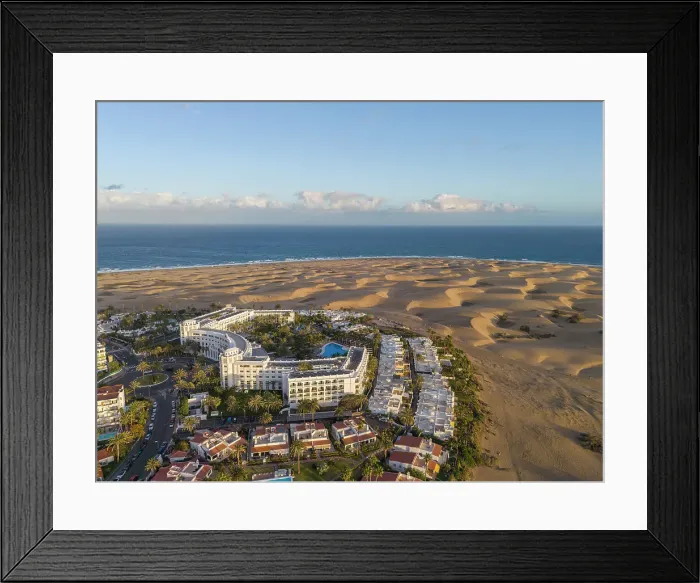 Framed Print : Maspalomas Dunes and Riu palace resort, Gran Canaria, Canary Islands, Spain
