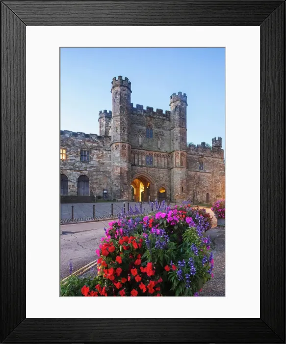 Framed Print : England, East Sussex, Battle, Battle Abbey, The Great Gatehouse Framed Print : England, East Sussex, Battle, Battle Abbey, The Great Gatehouse