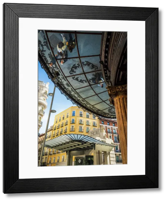 Framed Print : Gran Via metro station, Madrid, Spain