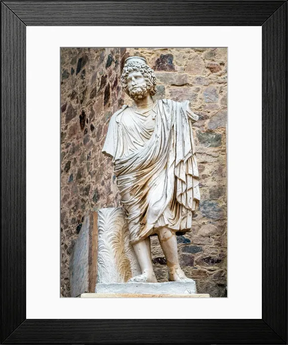 Framed Print : Statue on the stage, Roman Theatre, Merida, Extremadura, Spain Framed Print : Statue on the stage, Roman Theatre, Merida, Extremadura, Spain