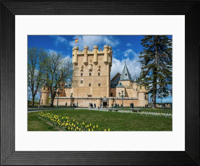 Framed Print : Alcazar castle, Segovia, Castile and Leon, Spain Framed Print : Alcazar castle, Segovia, Castile and Leon, Spain