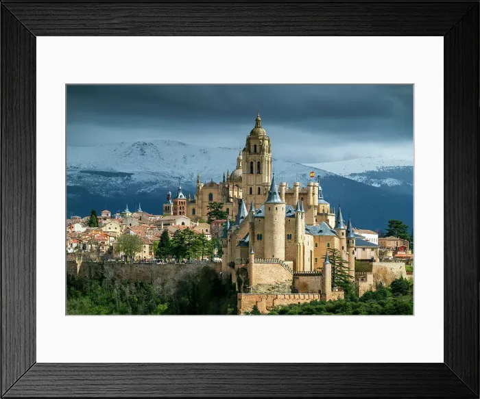 Framed Print : Old town skyline with Alcazar castle and Cathedral, Segovia, Castile and Leon, Spain Framed Print : Old town skyline with Alcazar castle and Cathedral, Segovia, Castile and Leon, Spain