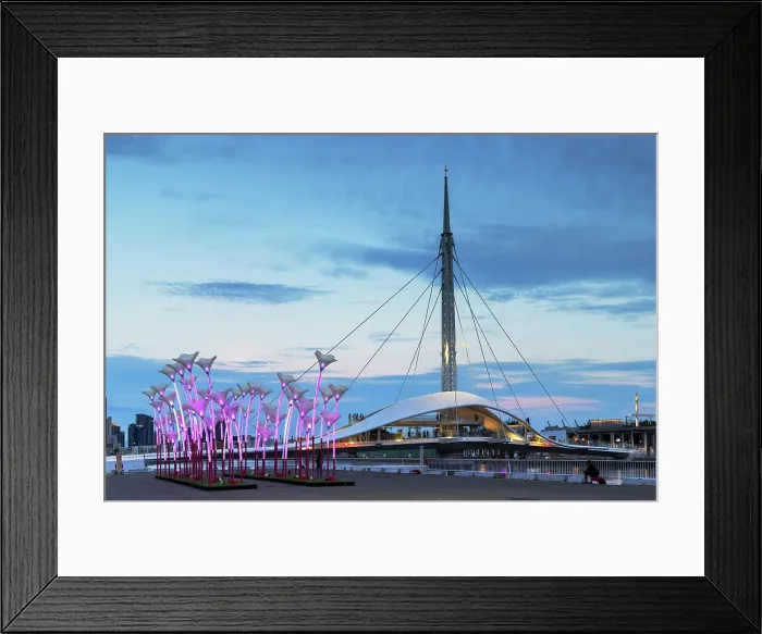 Framed Print : Great Harbour Bridge at dusk, Kaohsiung, Taiwan Framed Print : Great Harbour Bridge at dusk, Kaohsiung, Taiwan