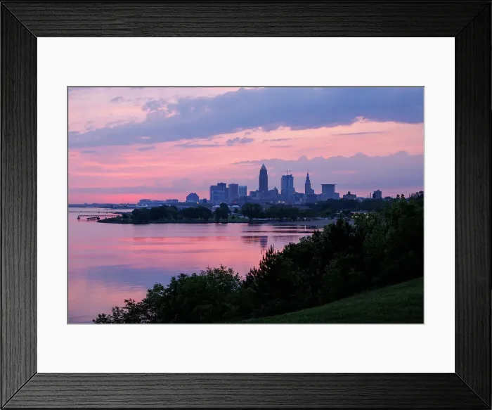 Framed Print : Cleveland skyline and Lake Erie, Ohio, USA Framed Print : Cleveland skyline and Lake Erie, Ohio, USA