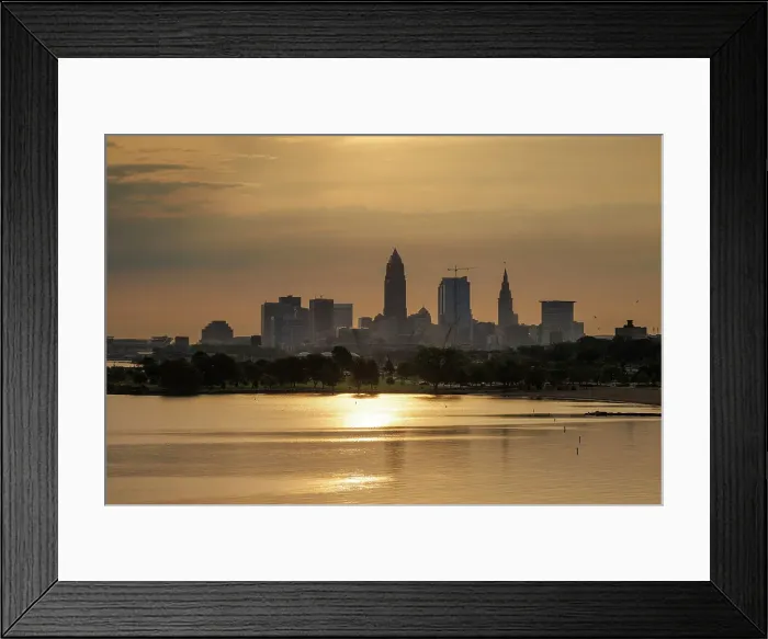 Framed Print : Cleveland skyline and Lake Erie, Ohio, USA Framed Print : Cleveland skyline and Lake Erie, Ohio, USA
