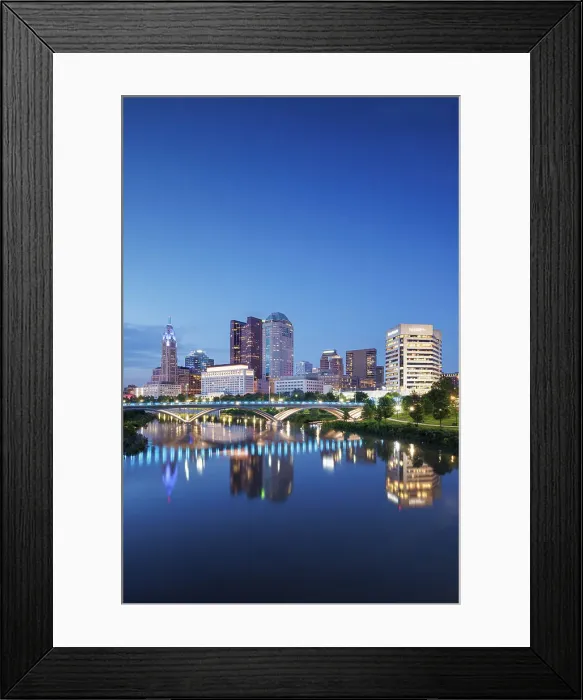 Framed Print : City skyline and Skioto River, Columbus, Ohio, USA Framed Print : City skyline and Skioto River, Columbus, Ohio, USA