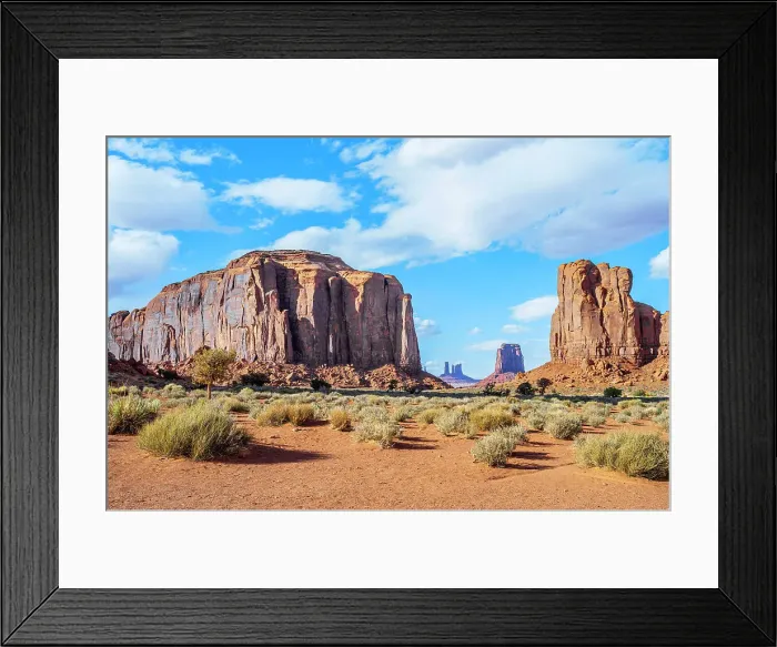 Framed Print : Monument Valley, north window view, Arizona / Utah, USA Framed Print : Monument Valley, north window view, Arizona / Utah, USA