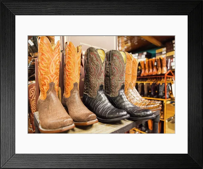 Framed Print : Allens Boots, South Congress Avenue, Austin, Texas, USA Framed Print : Allens Boots, South Congress Avenue, Austin, Texas, USA