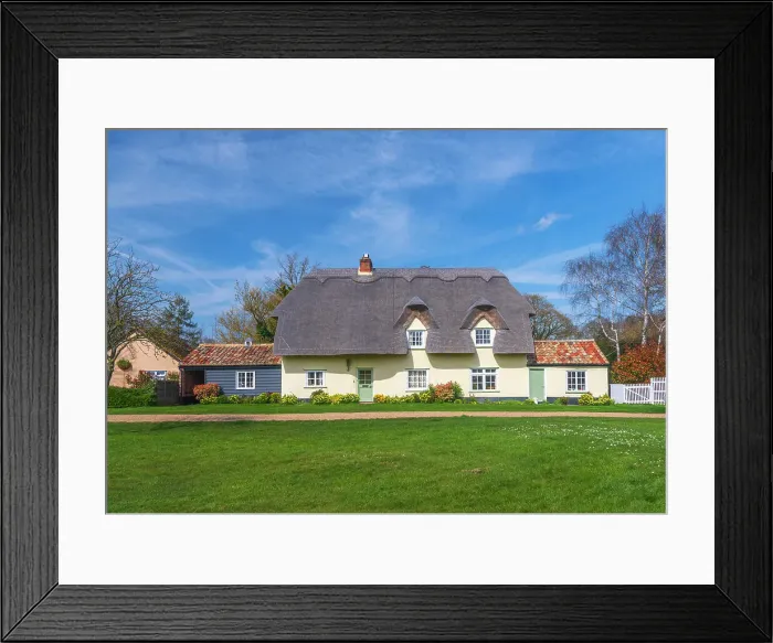 Framed Print : UK, England, Cambridgeshire, Barrington, Traditional Thatched Cottage Framed Print : UK, England, Cambridgeshire, Barrington, Traditional Thatched Cottage