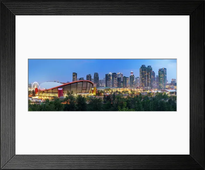 Framed Print : Calgary Downtown, Alberta, Canada Framed Print : Calgary Downtown, Alberta, Canada
